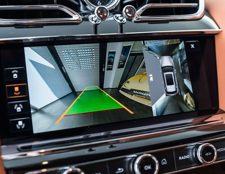 Bentley Bentayga SUV / Terénní 4,0 l 404 kw