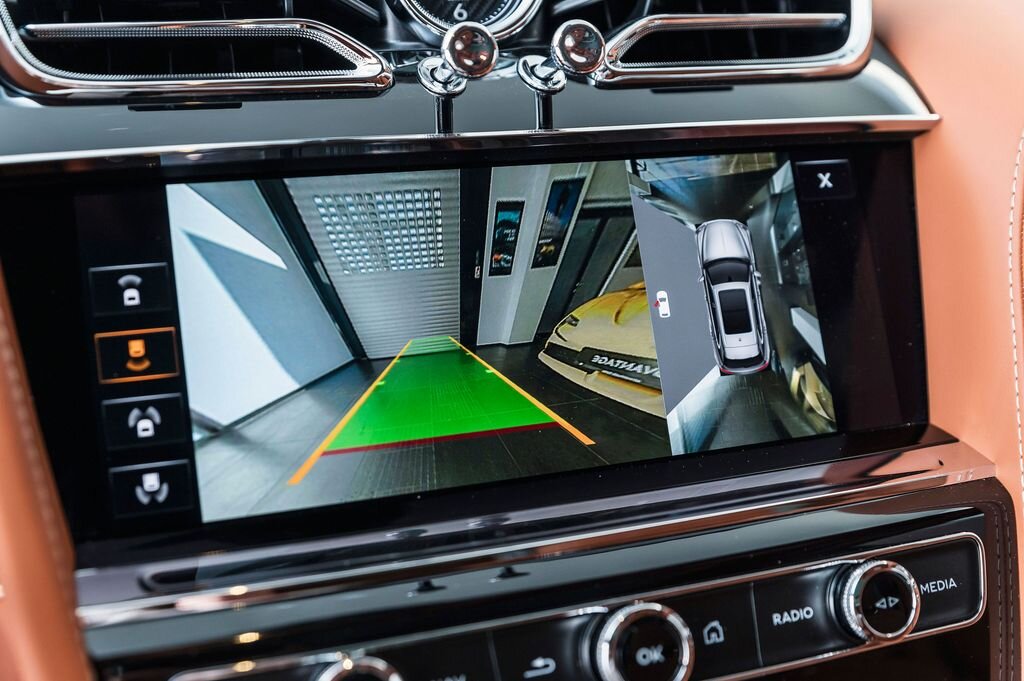 Bentley Bentayga SUV / Terénní 4,0 l 404 kw