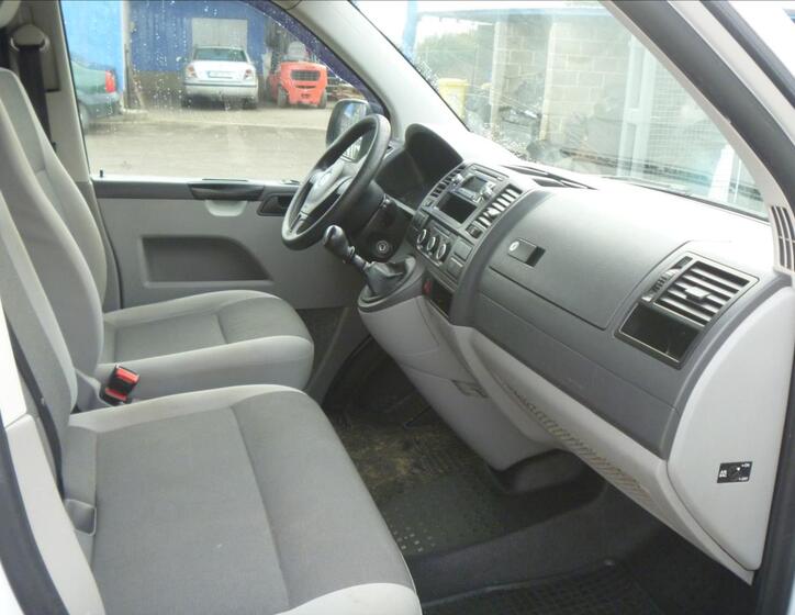 Volkswagen Transporter 17