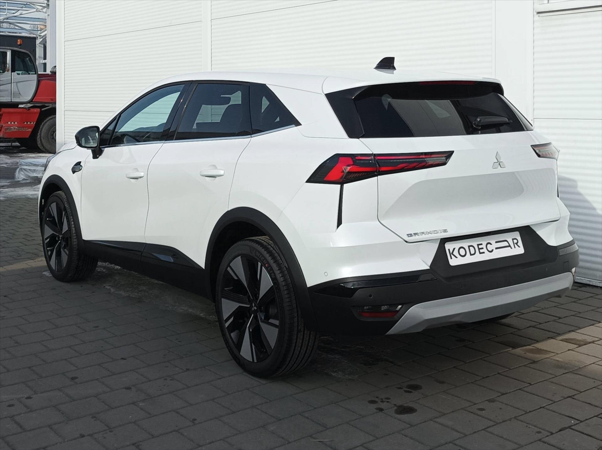 Mitsubishi Grandis SUV / Terénní 1,3 l 104 kw