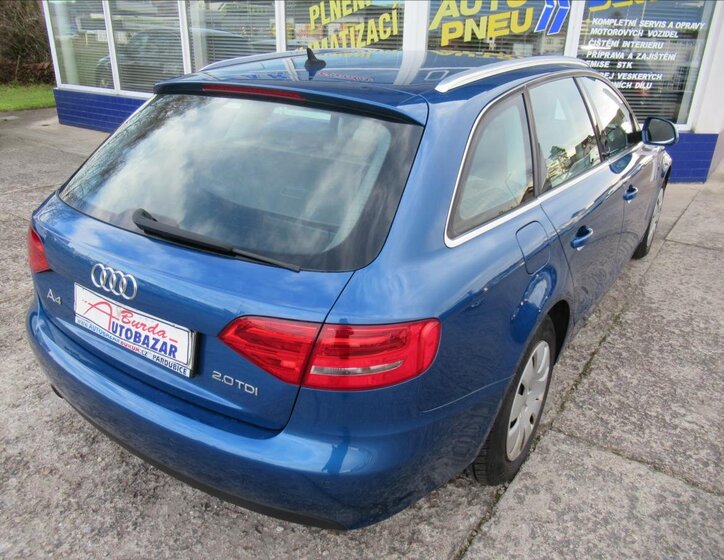 Audi A4 Kombi 2,0 l 105 kw
