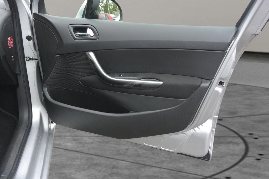 Peugeot 308 Kombi 2,0 l 110 kw