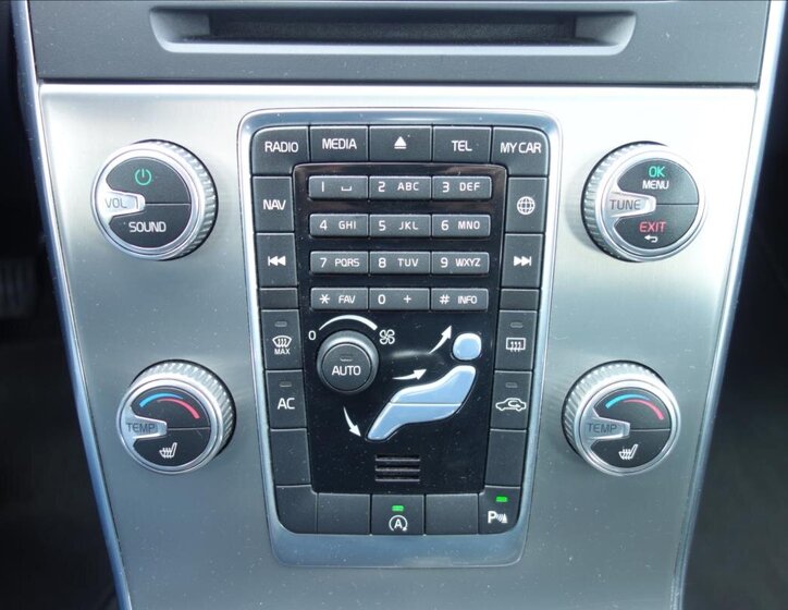 Volvo V60 Kombi 2,0 l 133 kw