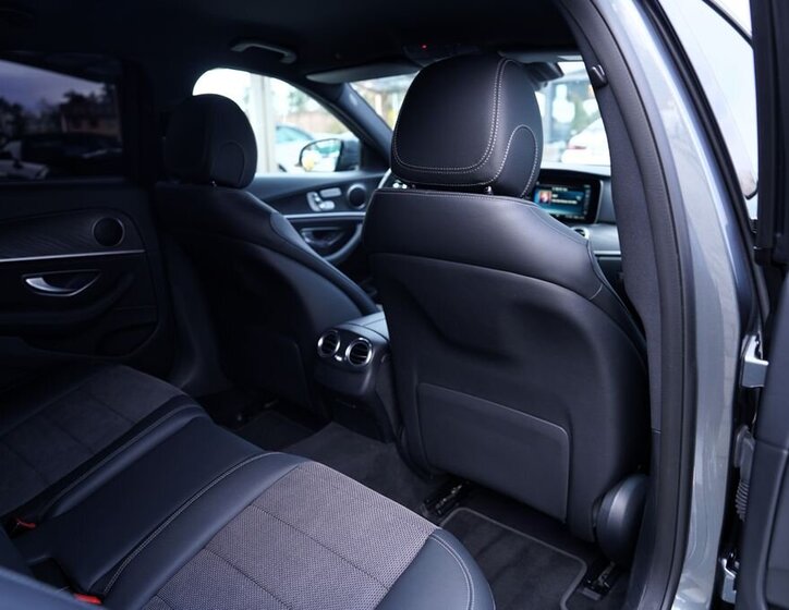 Mercedes-Benz Třídy E Sedan 2,0 l 143 kw