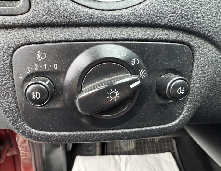 Ford S-MAX MPV 2,0 l 96 kw