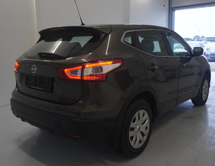 Nissan Qashqai SUV 1,2 l 85 kw