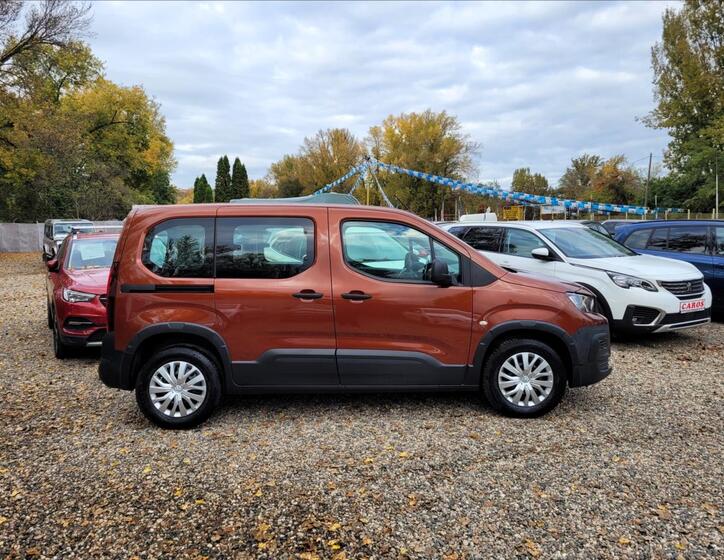 Peugeot Rifter 4