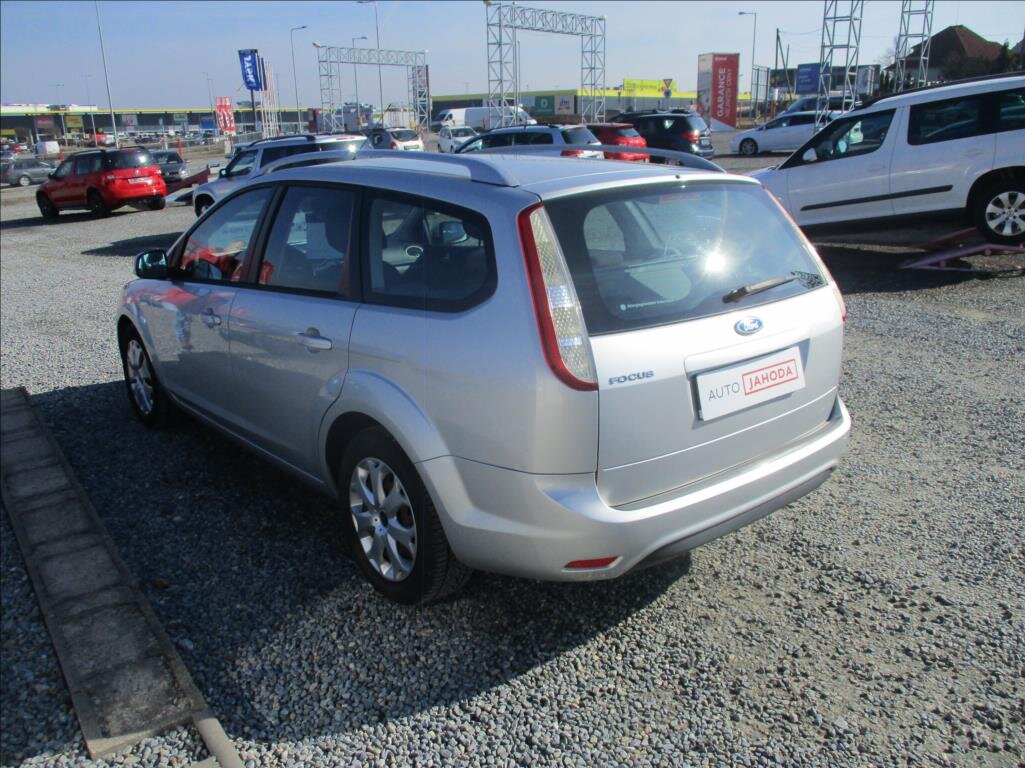 Ford Focus Kombi 1,6 l 74 kw