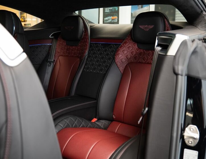 Bentley Continental GT Kupé 6,0 l 485 kw