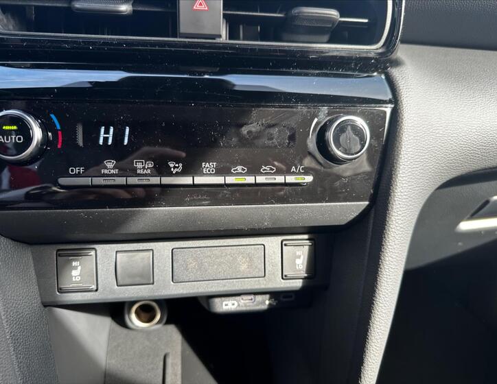 Toyota Yaris Cross 11