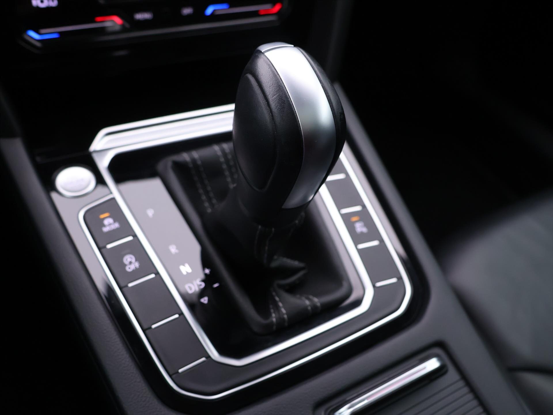 Volkswagen Arteon Kombi 2,0 l 147 kw