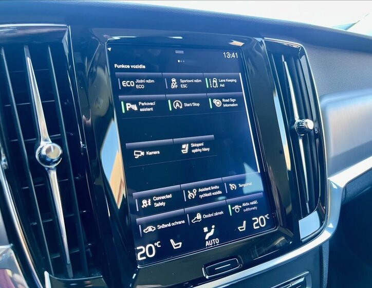 Volvo V90 Kombi 2,0 l 140 kw