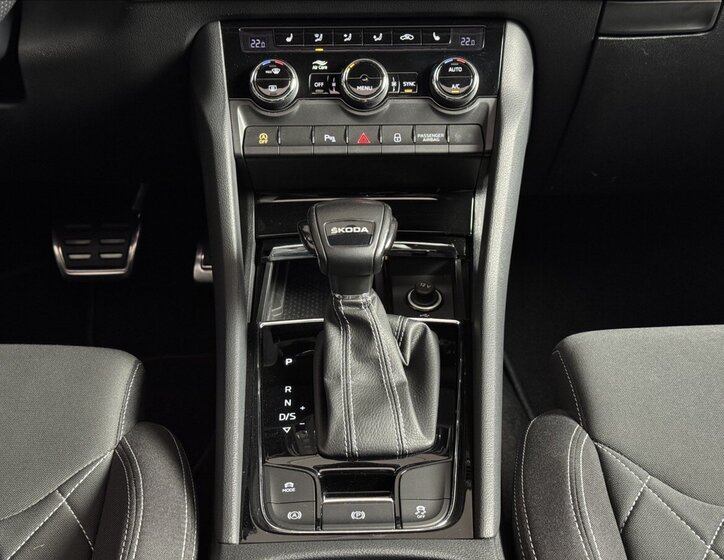 Škoda Karoq SUV / Terénní 2,0 l 85 kw