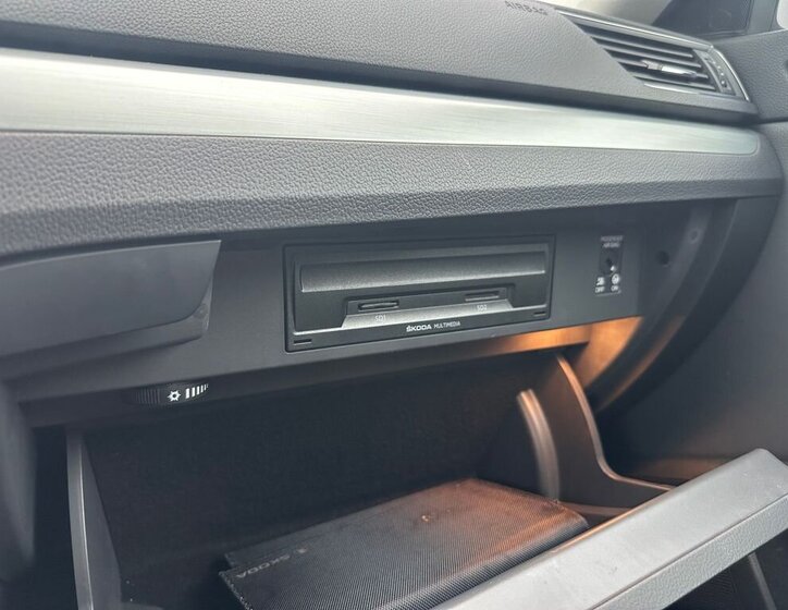 Škoda Superb Kombi 2,0 l 110 kw