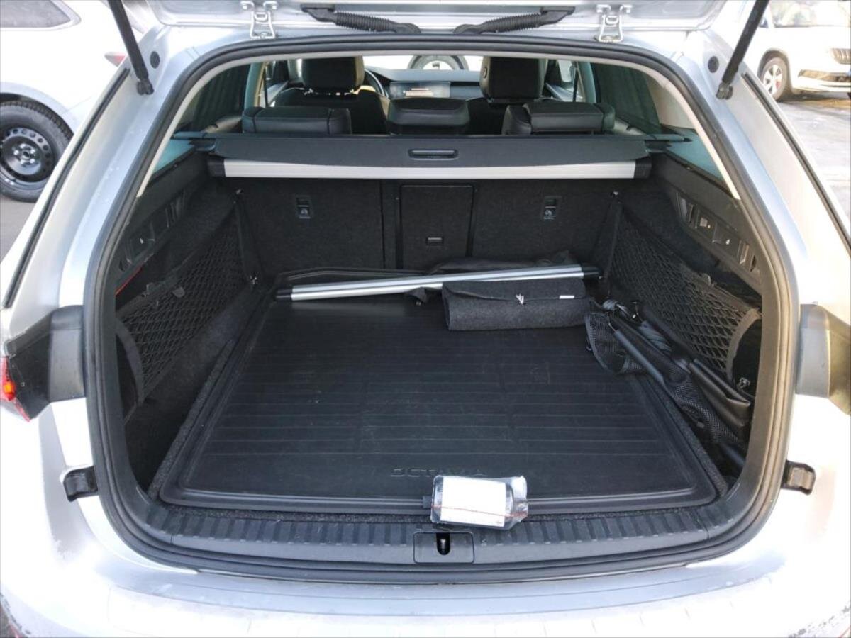 Škoda Octavia Kombi 2,0 l 110 kw