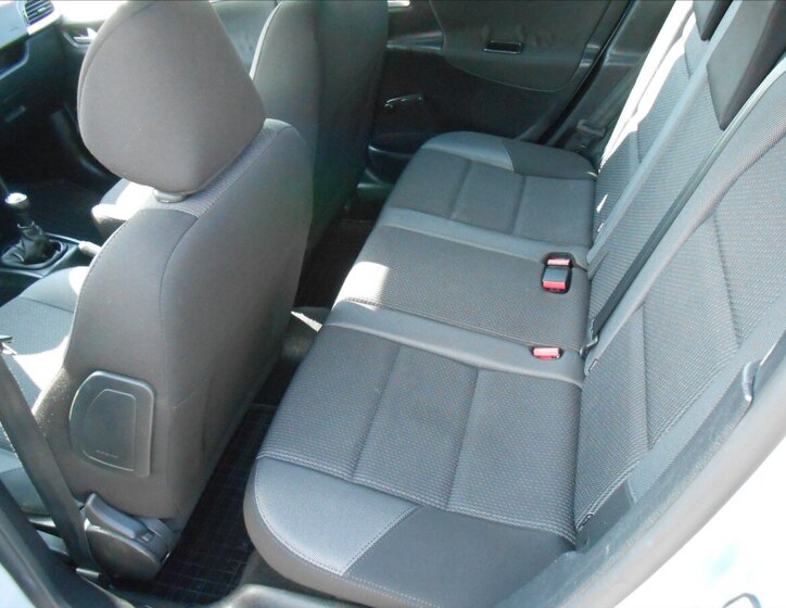 Peugeot 207 Kombi 1,4 l 54 kw