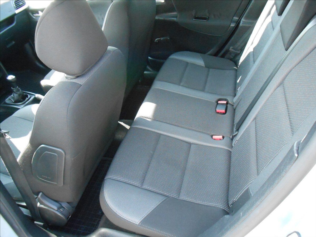 Peugeot 207 Kombi 1,4 l 54 kw