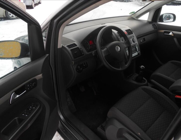 Volkswagen Touran MPV 2,0 l 103 kw