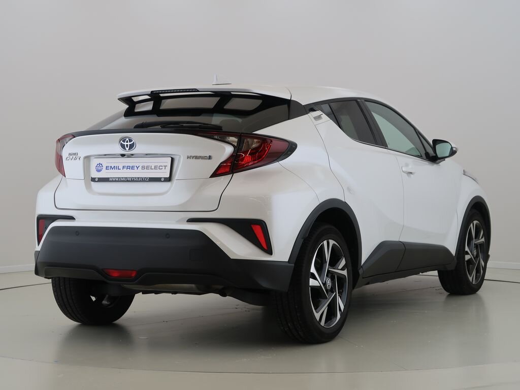 Toyota C-HR SUV 1,8 l 72 kw