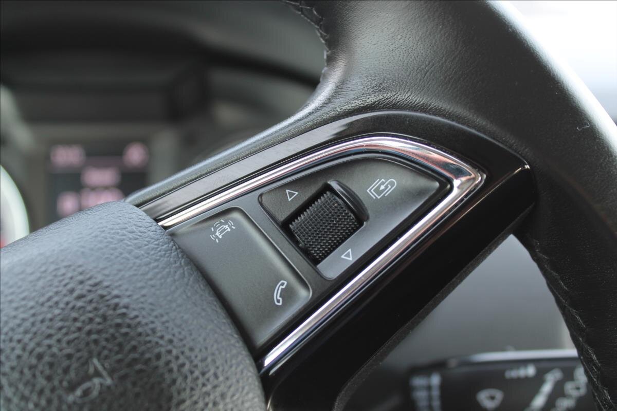 Škoda Octavia Kombi 1,6 l 85 kw