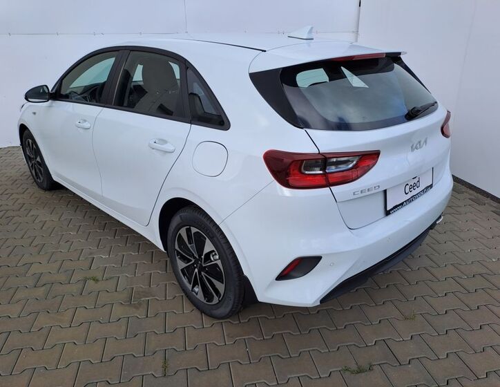 KIA Ceed 5