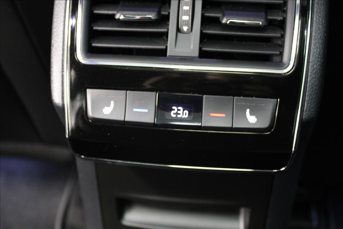 Škoda Superb Kombi 2,0 l 110 kw