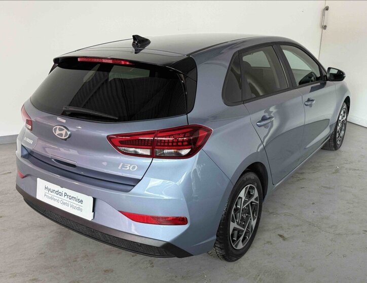 Hyundai i30 4