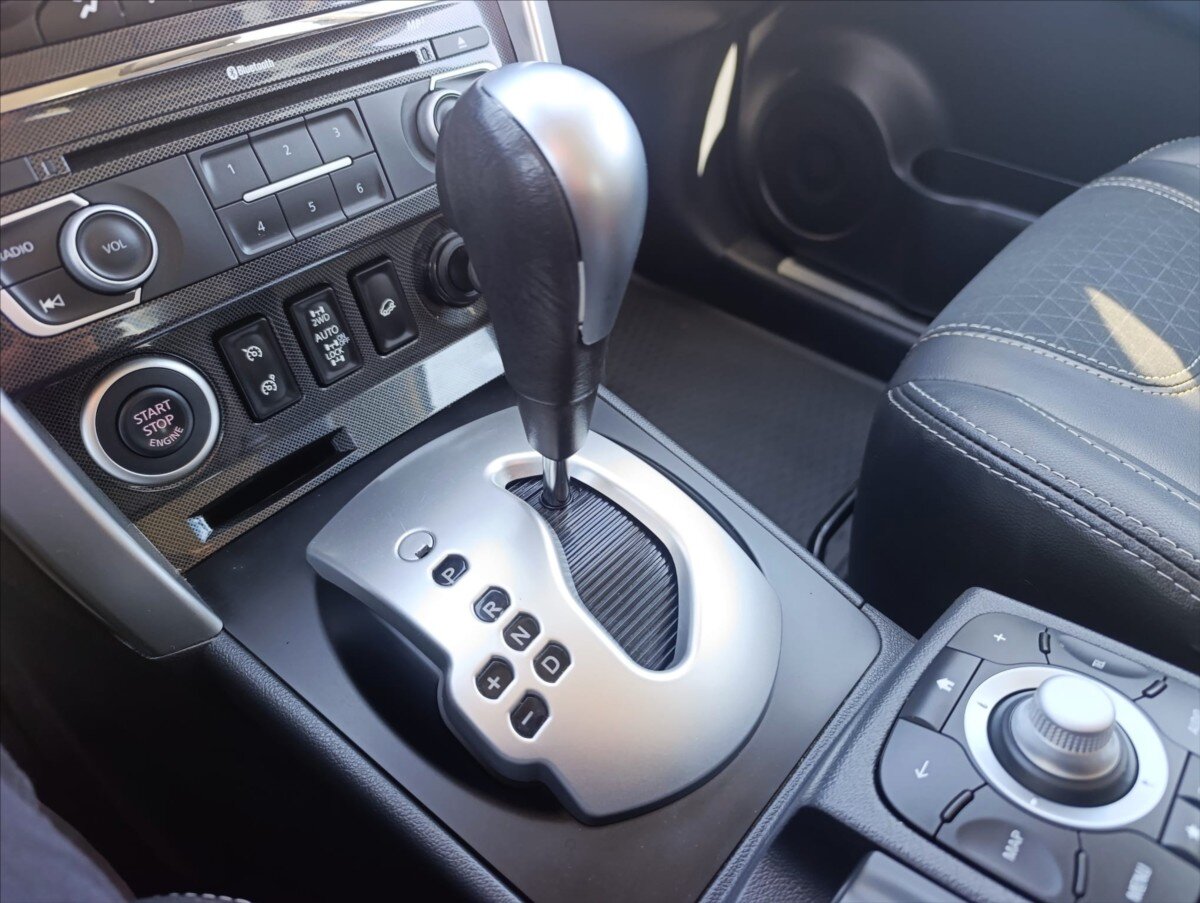 Renault Koleos SUV / Terénní 2,0 l 127 kw