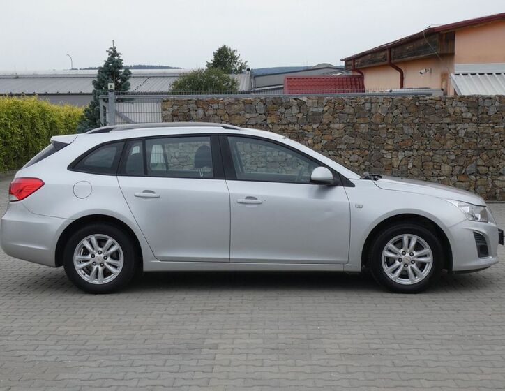 Chevrolet Cruze 13