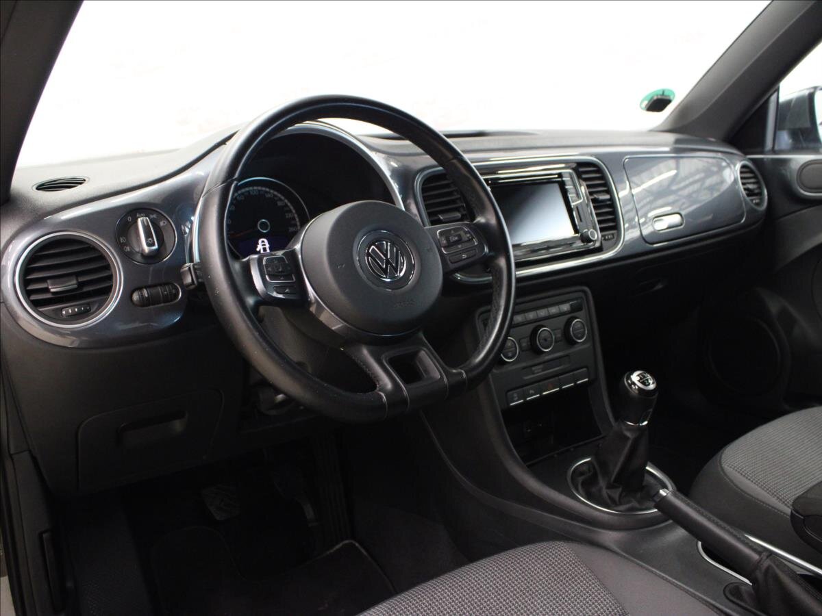 Volkswagen Beetle Hatchback 1,2 l 77 kw