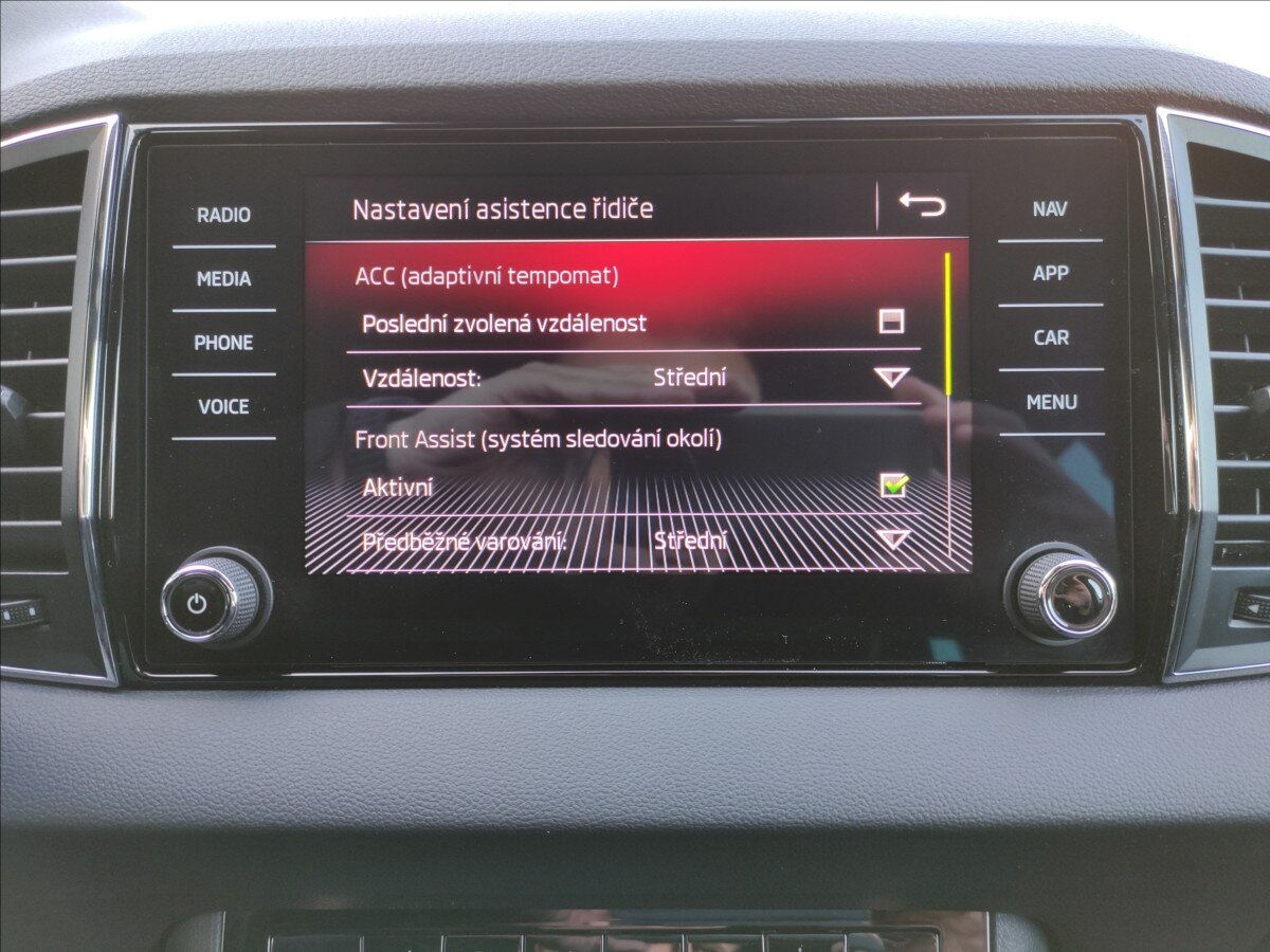 Škoda Karoq SUV / Terénní 2,0 l 110 kw