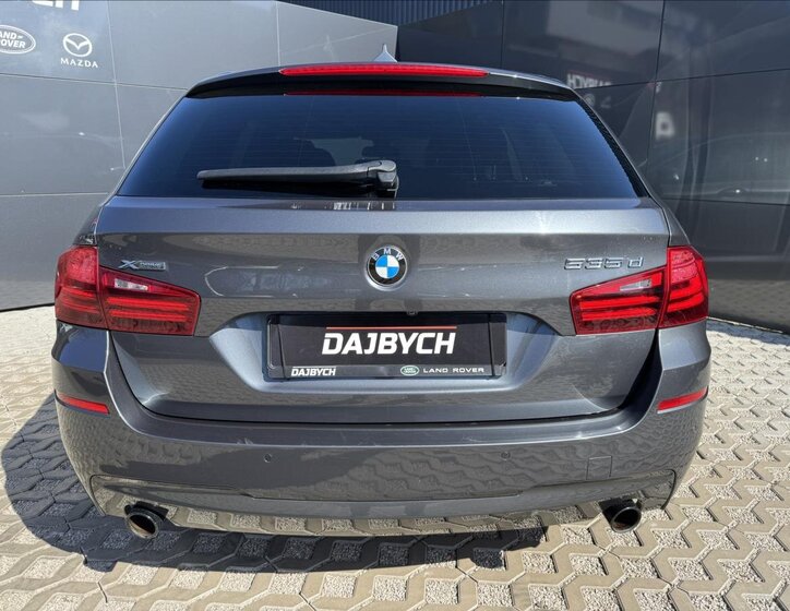 BMW Řada 5 Kombi 3,0 l 230 kw