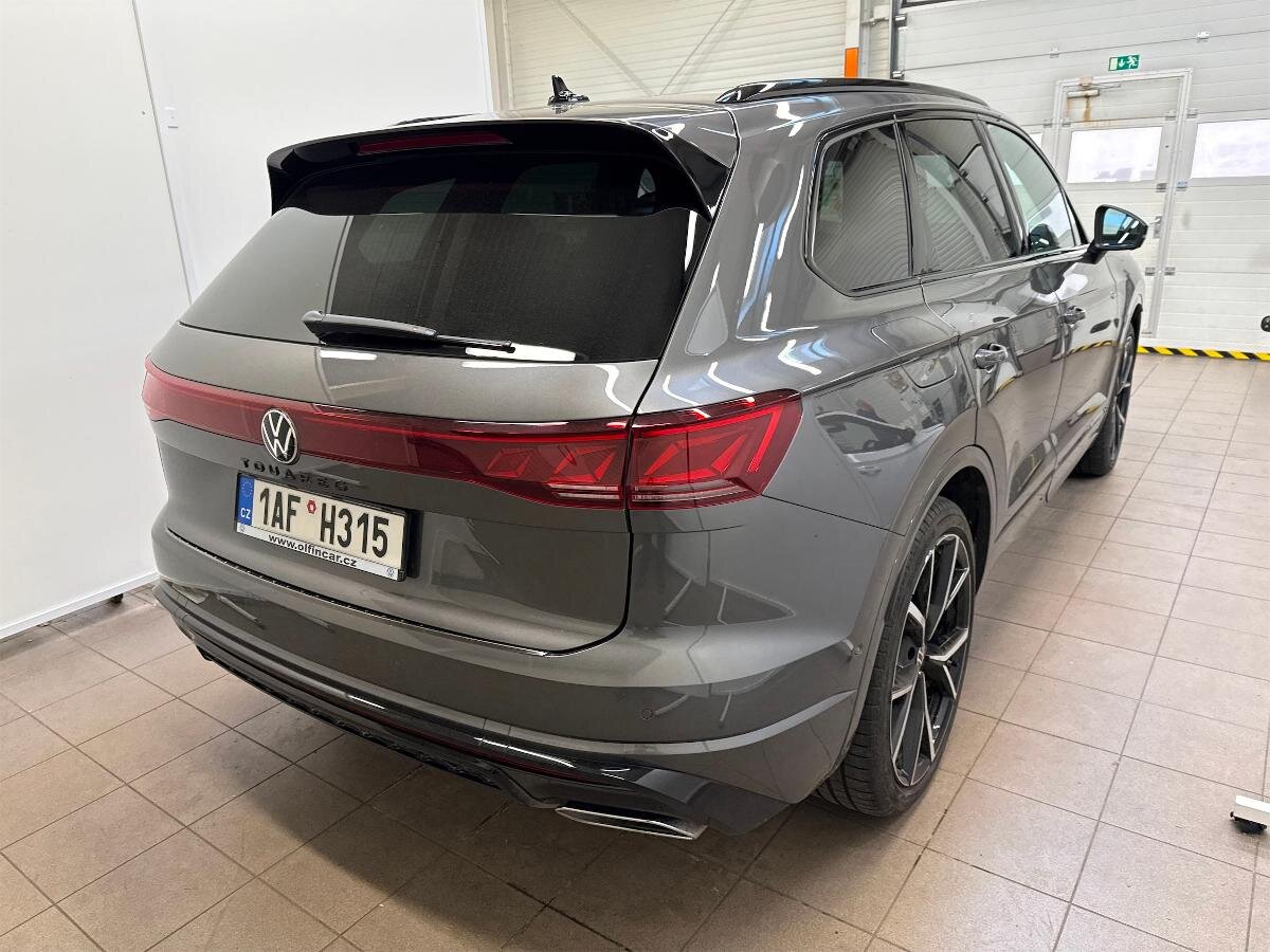 Volkswagen Touareg SUV 3,0 l 210 kw