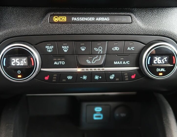 Ford Focus Kombi 1,5 l 88 kw