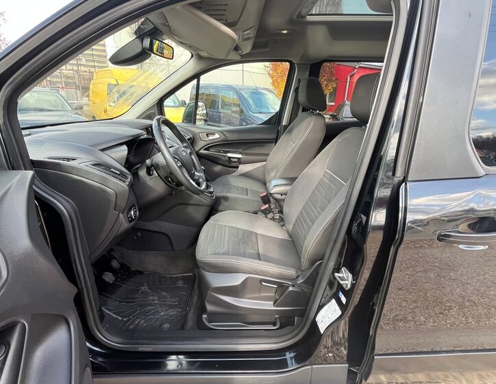 Ford Tourneo Connect 13