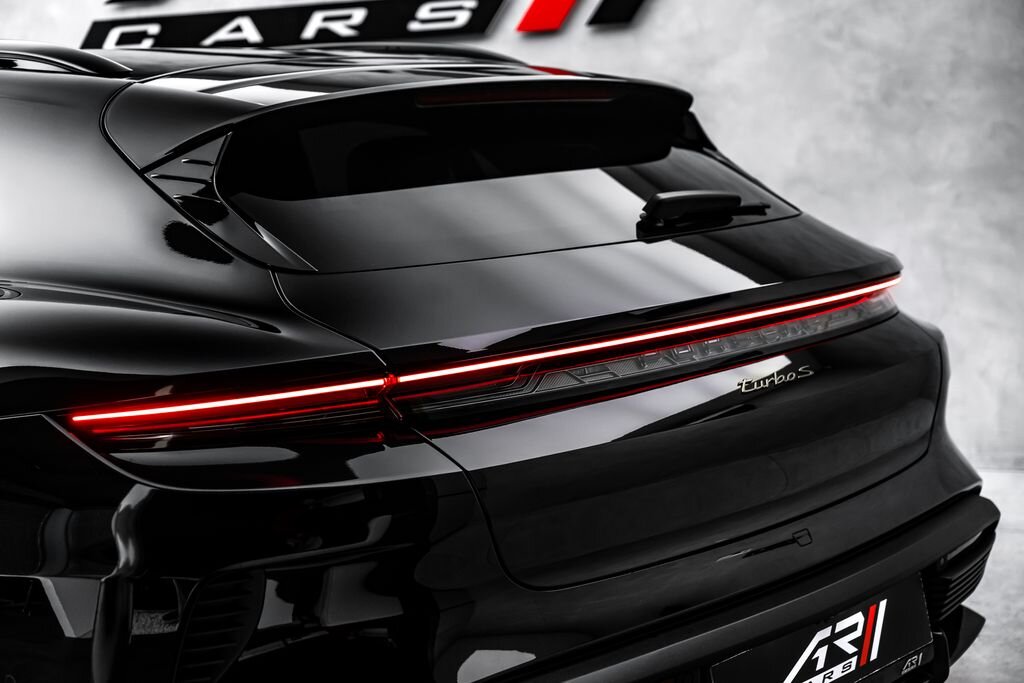 Porsche Taycan Kombi 0,0 640 kw