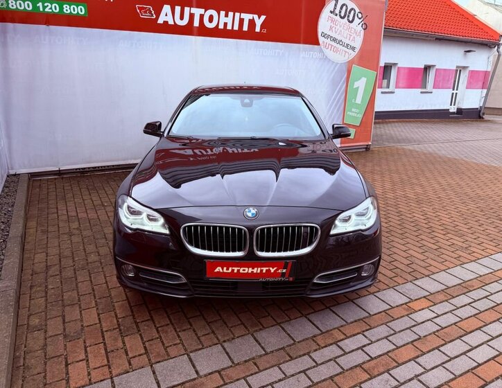 BMW Řada 5 Kombi 3,0 l 190 kw