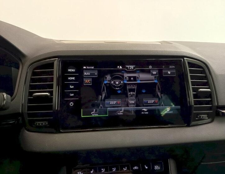 Škoda Karoq SUV / Terénní 1,5 l 110 kw