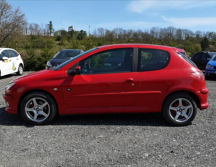 Peugeot 206 Hatchback 1,4 l 50 kw