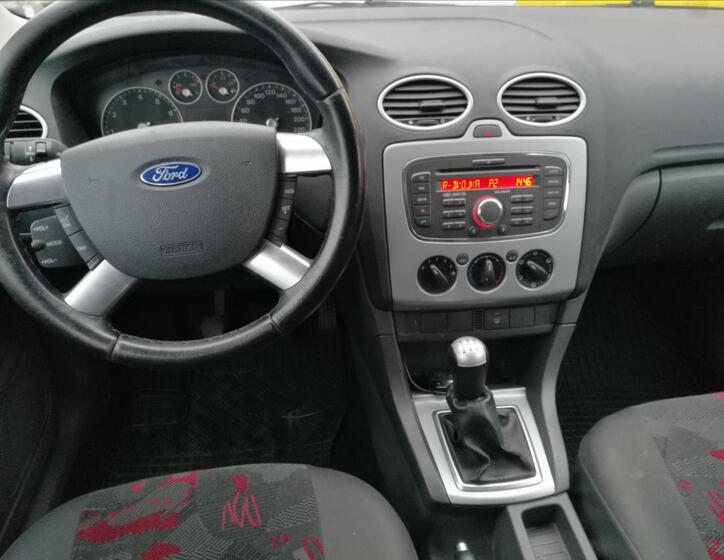 Ford Focus 5