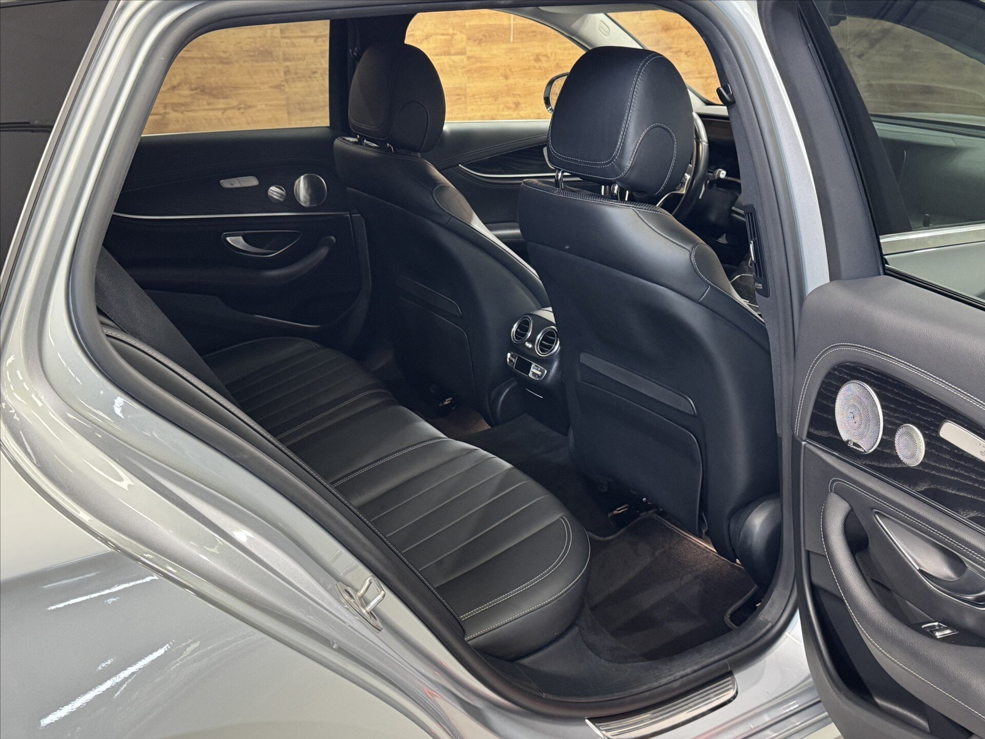 Mercedes-Benz Třídy E Kombi 2,9 l 243 kw