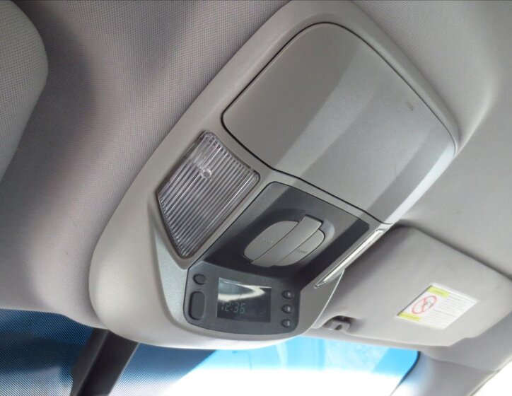 SsangYong Rodius VAN-Minibus 2,0 l 114 kw