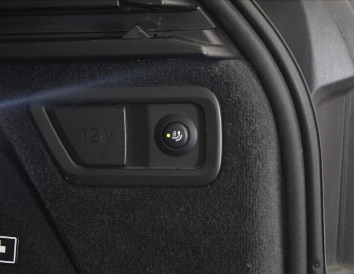 BMW X7 SUV / Terénní 3,0 l 195 kw