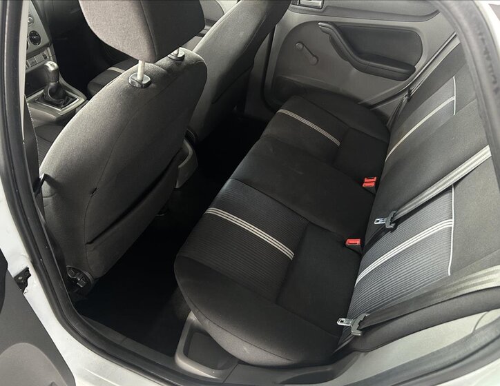 Ford Focus Hatchback 1,6 l 74 kw