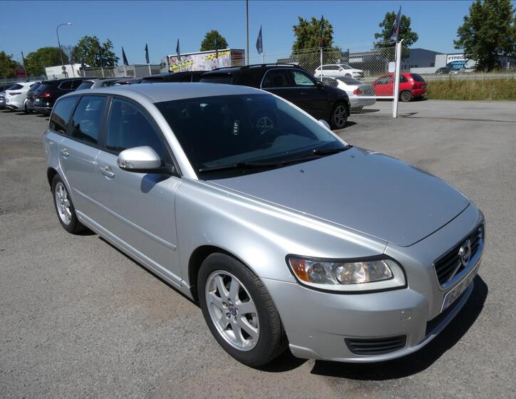 Volvo V50 1