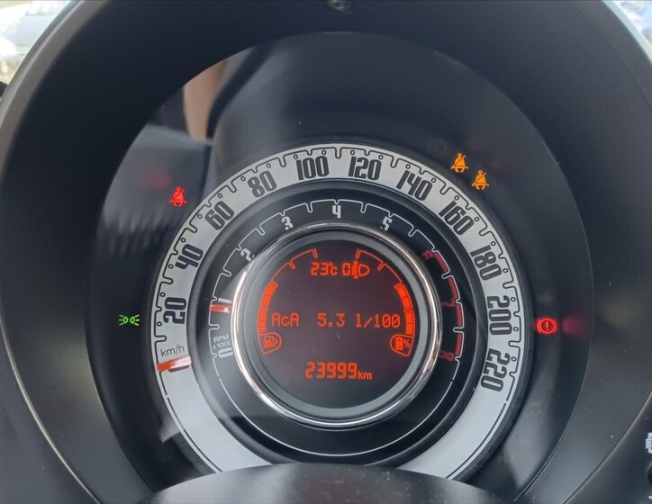 Fiat 500 Hatchback 999,0 51 kw