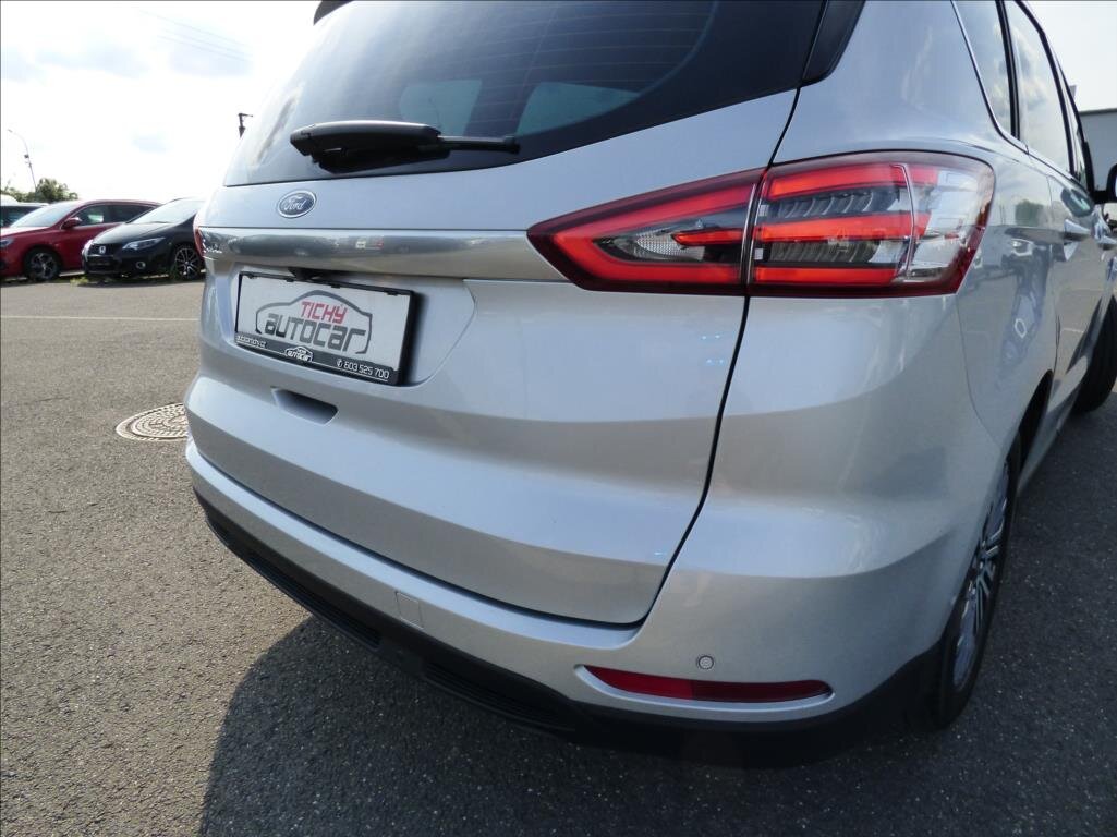 Ford S-MAX MPV 2,0 l 110 kw