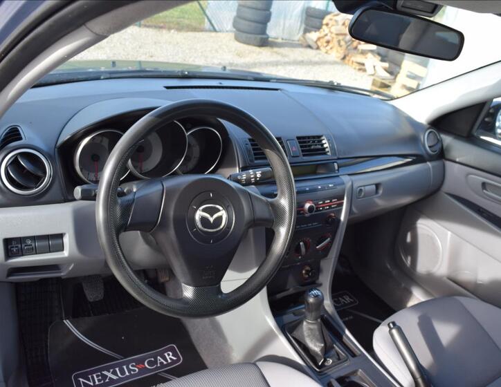 Mazda 3 16
