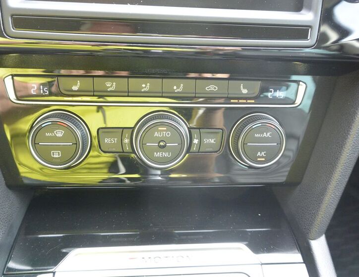 Volkswagen Passat 24