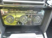 Volkswagen Passat 24